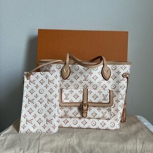 Louis Vuitton Neverfull Tote Fall for You Monogram Canvas MM Neutral